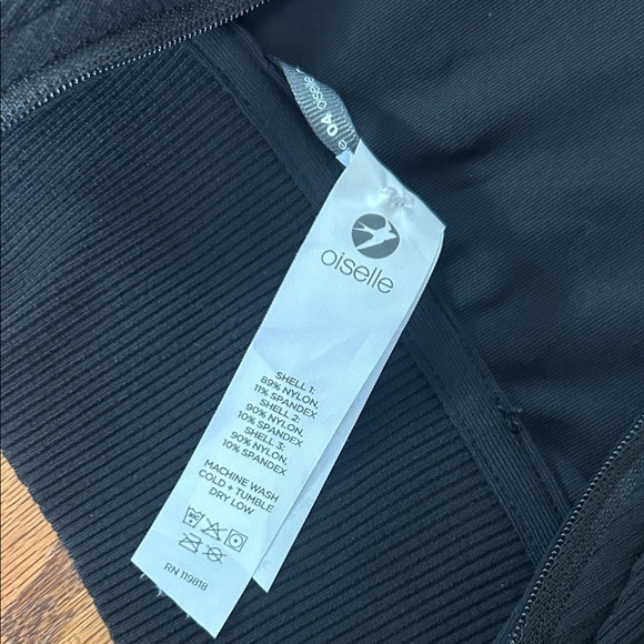 Oiselle Charcoal Zip-Up Jacket with Logo Patch - Picture 3 of 3